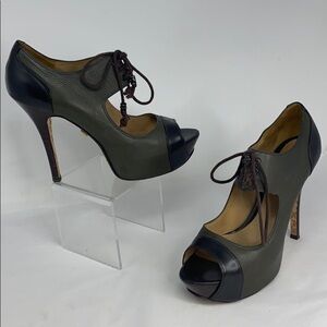 L.A.M.B.Gwen Stefani Sz 8.5 Peep Toe Platform Heel